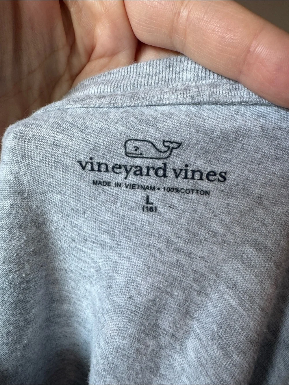 Vineyard Vines Kids Gray Basketball Whale Graphic Long Sleeve Size 16 (large)